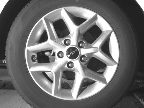 Used 2025 Kia Soul LX w/ LX Technology Package FWD image 15