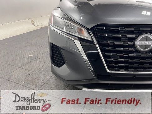 Used 2024 Nissan Kicks SV image 10