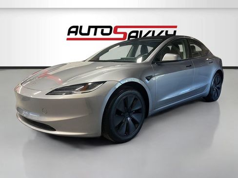 Used 2025 Tesla Model 3 Long Range RWD image 3