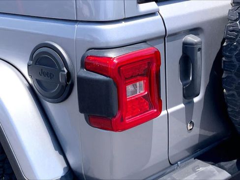 Used 2018 Jeep Wrangler Unlimited Rubicon AWD/4WD image 29