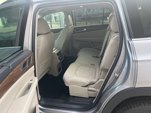 New 2026 Volkswagen Atlas SE FWD image 24