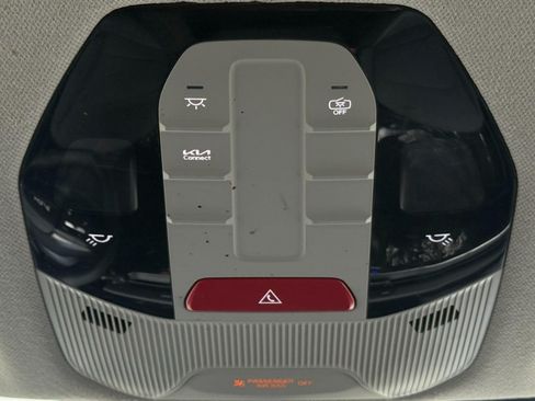 Certified 2025 Kia K4 FWD image 38