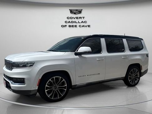 Used 2022 Jeep Grand Wagoneer Series III w/ Rear Seat Video Group 1 image 1
