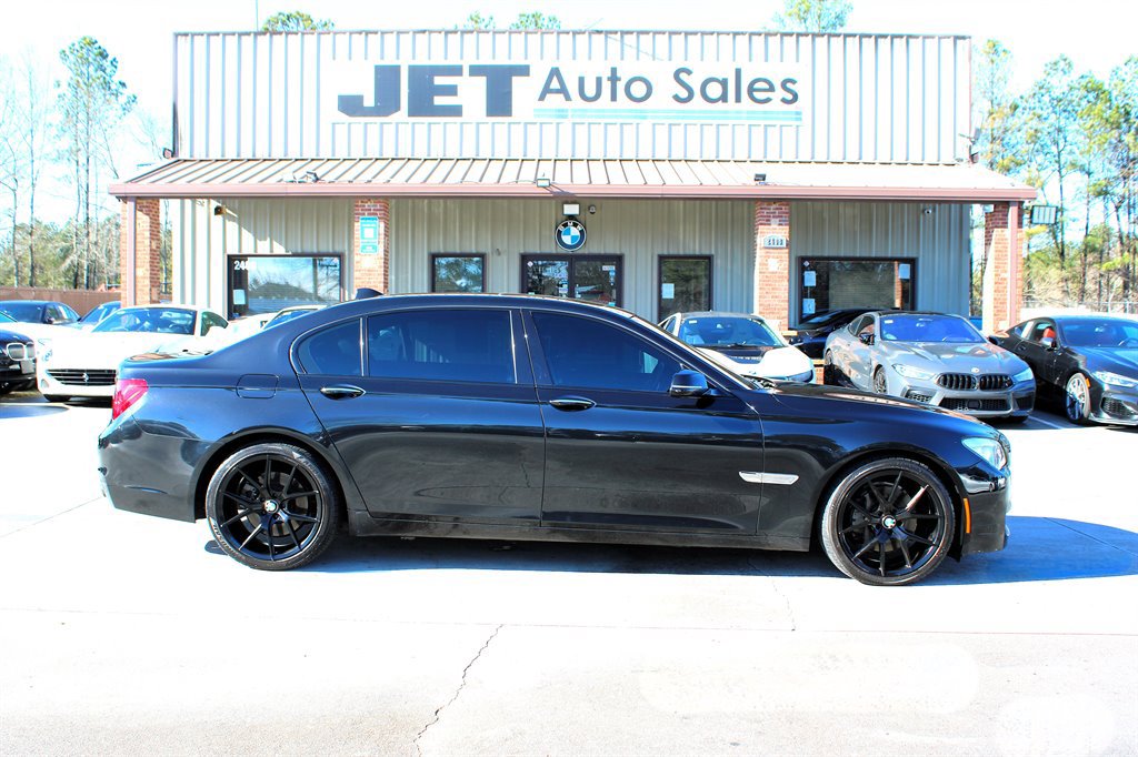 Used 2013 BMW 740Li RWD image 8