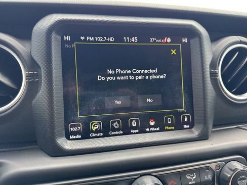 Used 2020 Jeep Wrangler Unlimited Sahara image 25