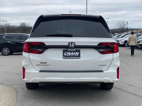 Used 2025 Honda Odyssey Sport-L image 6