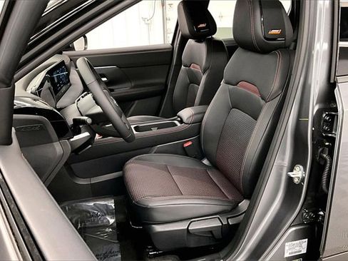 New 2026 Nissan Kicks SR image 9