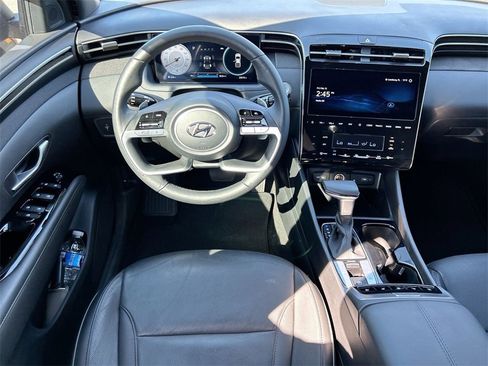 Certified 2023 Hyundai Santa Cruz Limited image 13