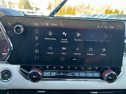 Used 2023 GMC Canyon AT4X image 25