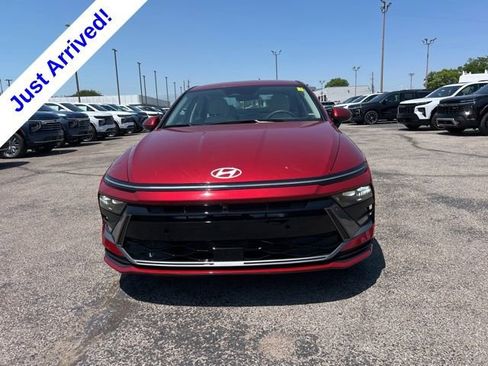 Used 2025 Hyundai Sonata SEL FWD image 8