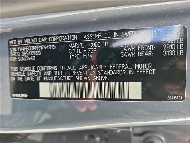 Used 2024 Volvo XC60 T8 Ultimate w/ Protection Package Premier AWD/4WD image 16