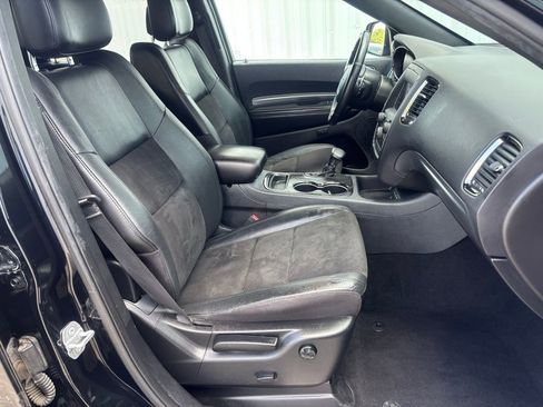 Used 2019 Dodge Durango GT image 38