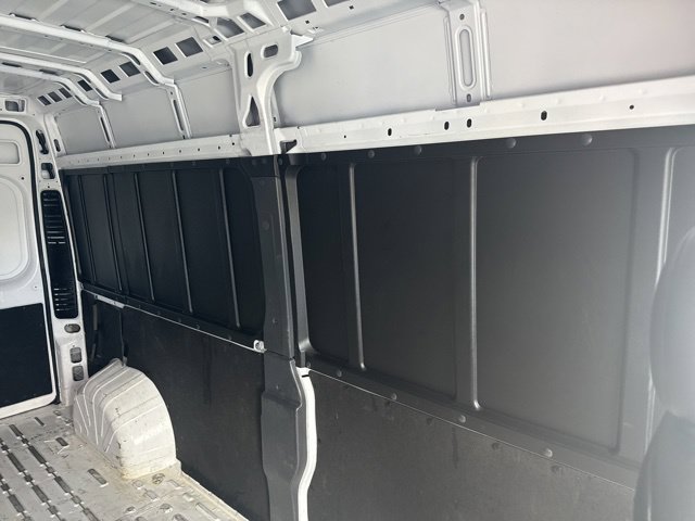 Used 2023 RAM ProMaster 2500 FWD image 12