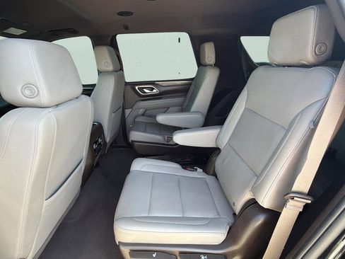 Used 2023 Chevrolet Tahoe LT AWD/4WD image 16