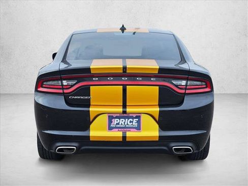 Used 2023 Dodge Charger SXT image 6