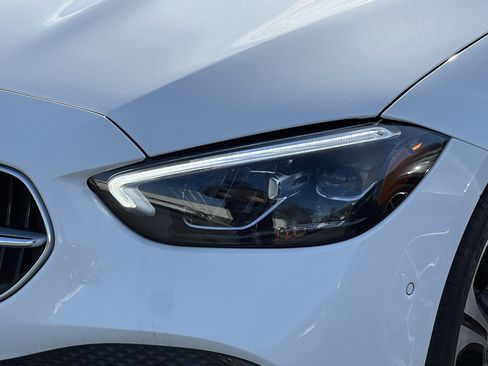 Used 2023 Mercedes-Benz C 300 Sedan image 7