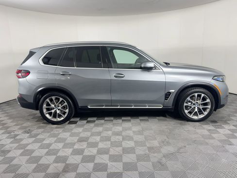 Used 2024 BMW X5 xDrive40i image 9