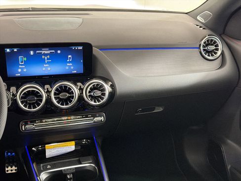 New 2026 Mercedes-Benz GLA 250 4MATIC image 28