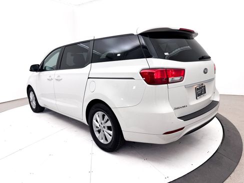 Used 2017 Kia Sedona LX FWD image 10