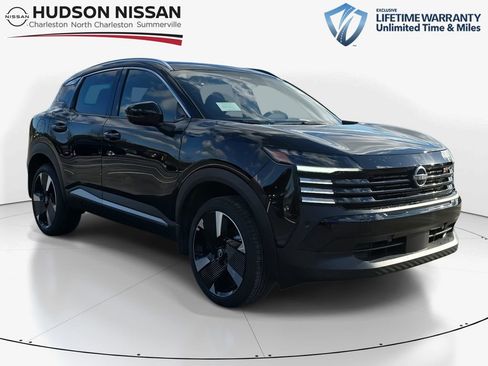 New 2026 Nissan Kicks SR image 1