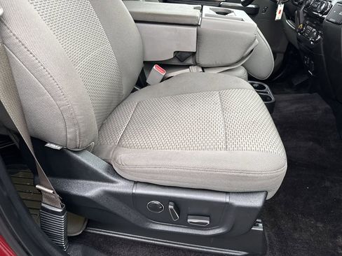 Used 2015 Ford F150 XLT w/ Equipment Group 302A Luxury image 12