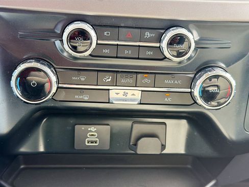 Used 2025 Ford F150 XLT w/ Equipment Group 301A Standard image 19