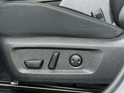 Certified 2024 Nissan Rogue SV image 12