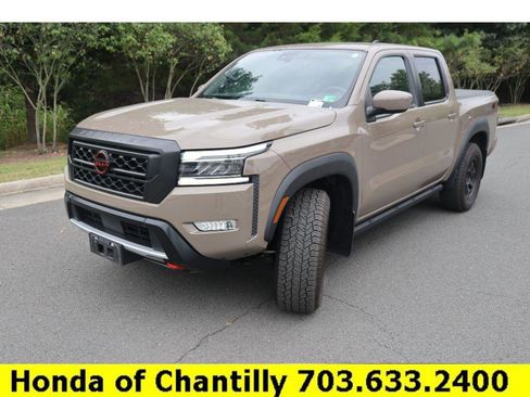 Used 2023 Nissan Frontier PRO-4X w/ Technology Package image 3