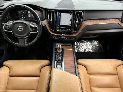 Used 2019 Volvo XC60 T8 Inscription w/ Protection Package Premier image 12