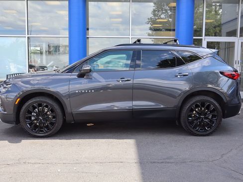 Used 2022 Chevrolet Blazer LT AWD/4WD image 2