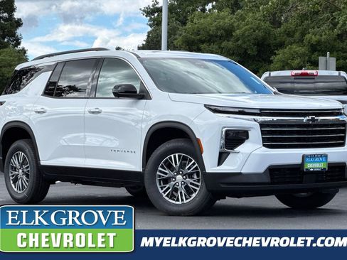 New 2026 Chevrolet Traverse LT w/ Driver Confidence Package AWD/4WD image 1
