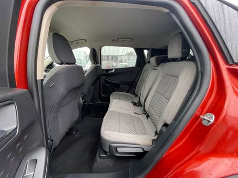 Used 2020 Ford Escape SE image 20