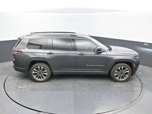 Used 2021 Jeep Grand Cherokee L Overland w/ Luxury Tech Group IV AWD/4WD image 52