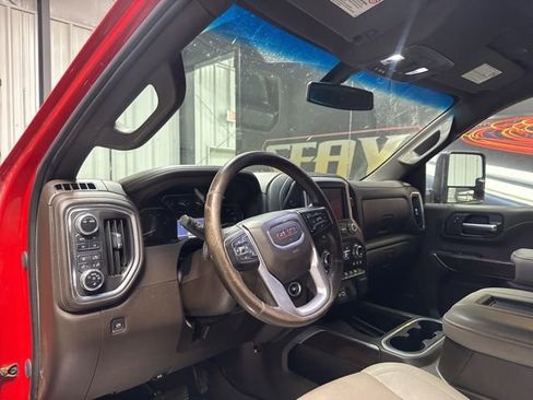 Used 2022 GMC Sierra 2500 SLT w/ SLT Premium Package AWD/4WD image 5