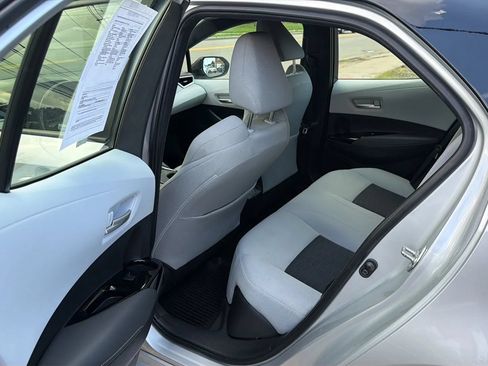 Used 2023 Toyota Corolla SE FWD image 28