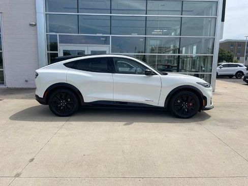 Certified 2025 Ford Mustang Mach-E Premium w/ Sport Appearance Package AWD/4WD image 4