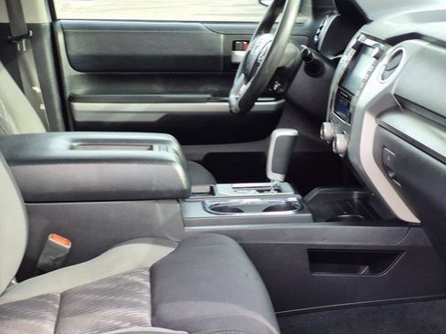 Used 2021 Toyota Tundra SR5 w/ TRD Off-Road Package image 20