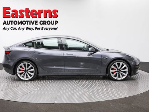 Used 2018 Tesla Model 3 Performance image 5