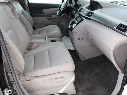 Used 2011 Honda Odyssey EX-L image 19