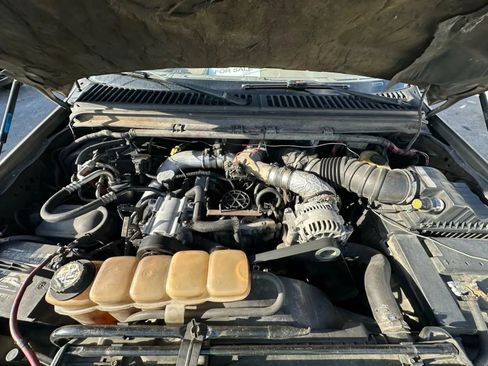 Used 2003 Ford Excursion Limited RWD image 6