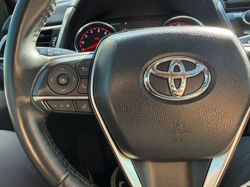 Used 2018 Toyota Camry XSE w/ Driver Assist Package image 13