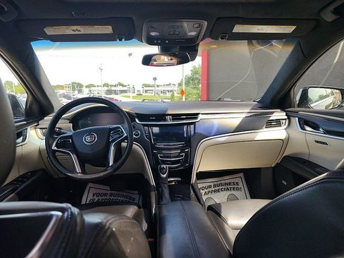 Used 2014 Cadillac XTS Platinum AWD/4WD image 21