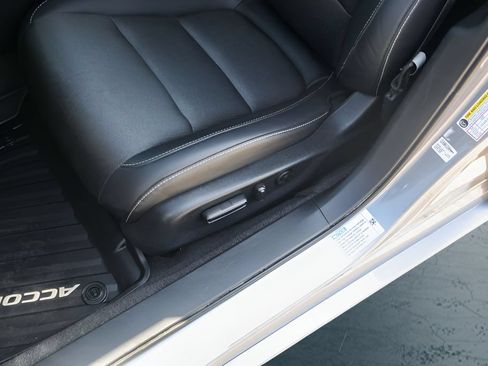 Used 2022 Honda Accord Sport image 9