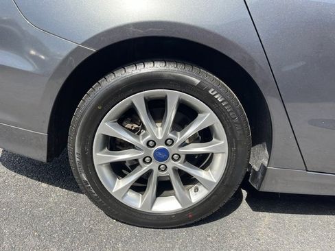 Used 2017 Ford Fusion S image 25