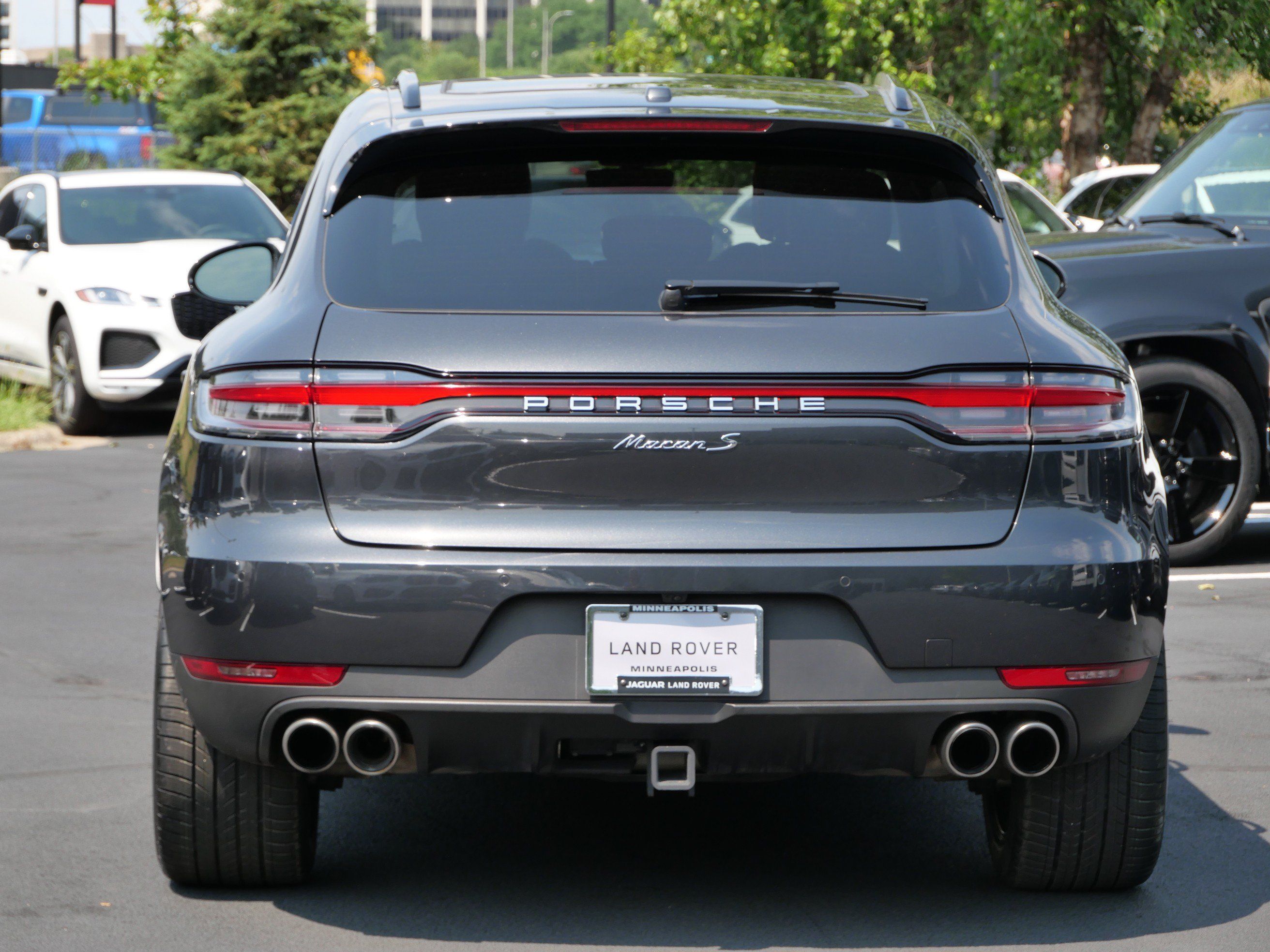 Used 2021 Porsche Macan S AWD/4WD image 4
