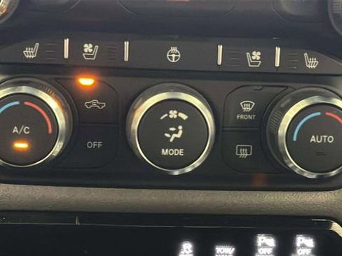 Used 2022 RAM 1500 Laramie w/ Sport Appearance Package AWD/4WD image 26