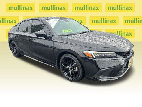 Used 2023 Honda Civic Sport image 1