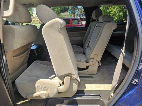 Used 2008 Toyota Sequoia SR5 AWD/4WD image 31