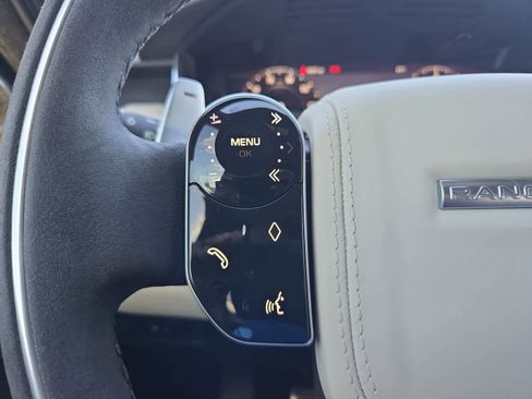 Used 2021 Land Rover Range Rover Sport HST image 24