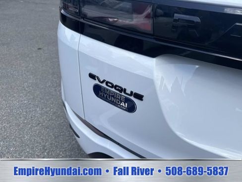 Used 2024 Land Rover Range Rover Evoque S AWD/4WD image 5